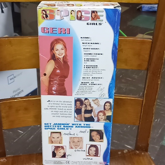 Spice Girls Doll Geri - Picture 2 of 7